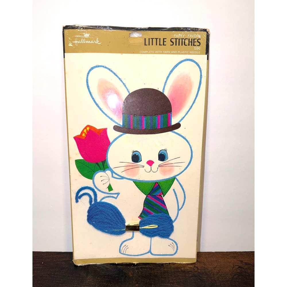NEW Vintage Hallmark Little Stitches Bunny Stitchery Kit Stichery Pictures